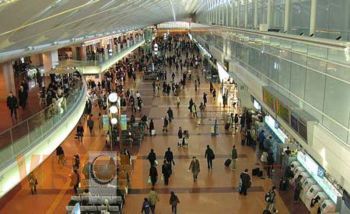 Tres aeropuertos y el nuestro