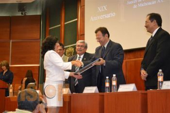 Invita presiente de la Asociación de jueces a redoblar esfuerzos para la consolidación y desarrollo