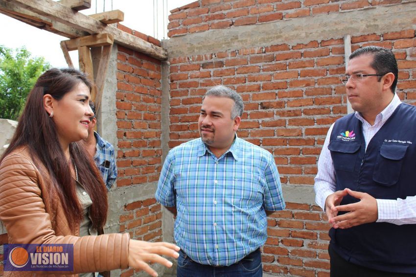 Arranca Presidente de Tuxpan obra de electrificación en Telebachillerato No 171