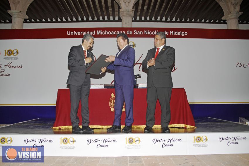 Dos maestros de la vida se suman a la UMSNH: Francisco Araiza y Robert C. Merton