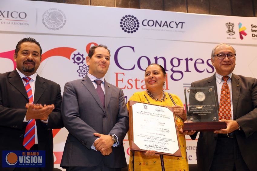 Reconoce UMSNH dos investigadoras ganadoras del Premio Estatal de Ciencia y Tecnología