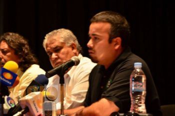 Conforman alumnos nicolaitas bloque en apoyo a Eduardo Tena, listos para movilizarse