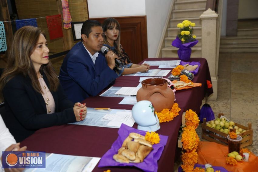 Taretan prepara el Festival de las Cruces