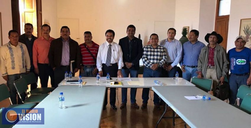 Ayuntamiento de Nahuatzen encabeza mesa de diálogo entre autoridades de Comachuén y Sevina