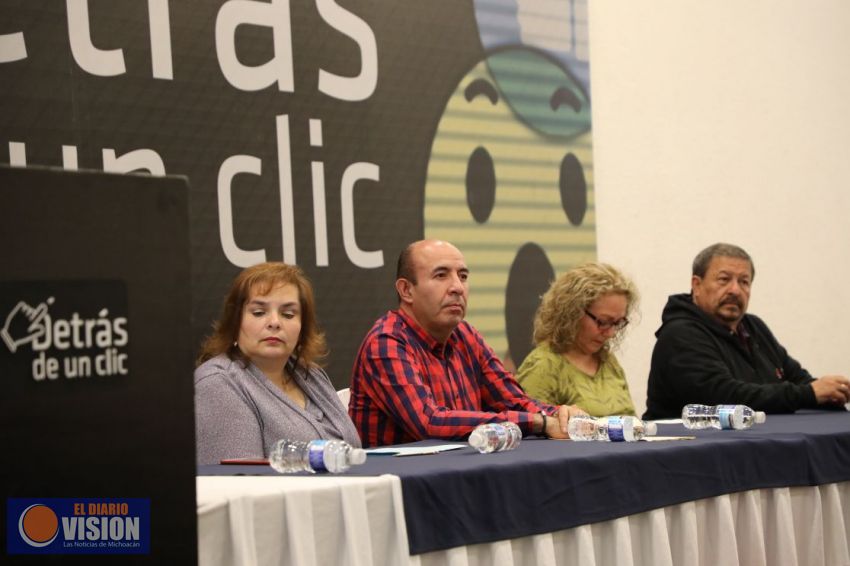 Llama SEE a paterfamilias a inculcar uso responsable de Internet en sus hijas e hijos