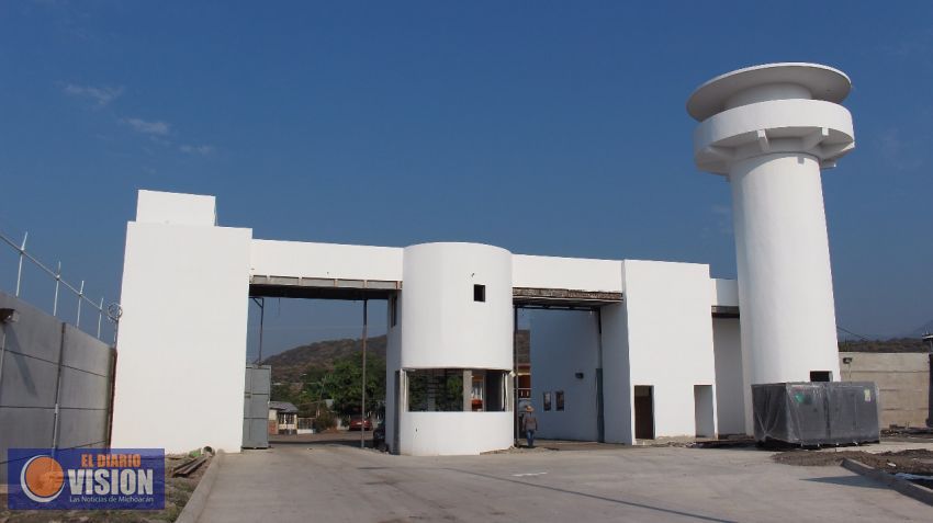 Avanza construcción del cuartel regional Apatzingán de la Policía Michoacán: SSP