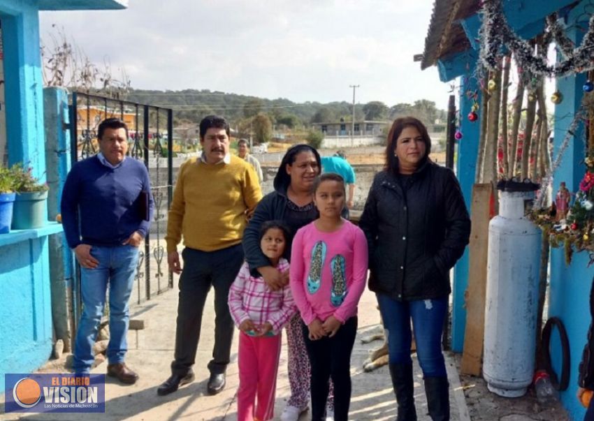 En Tzintzuntzan avanza programa de vivienda para mujeres 