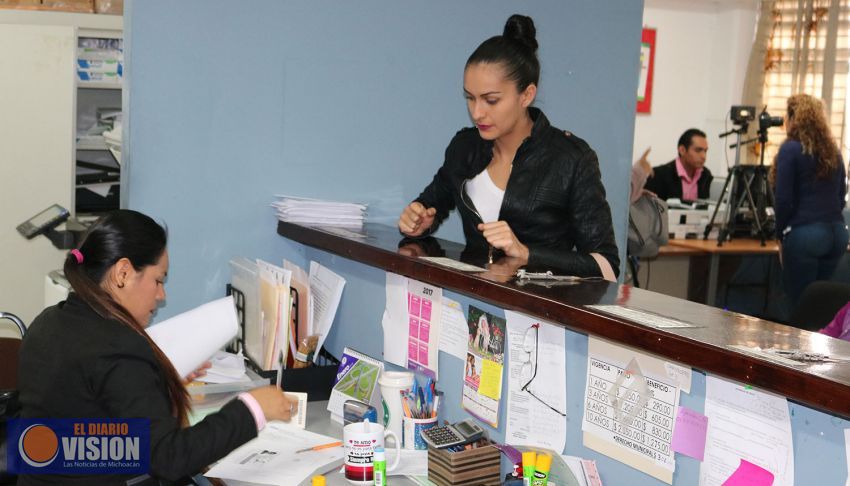 Esperan superar meta de expedición de pasaportes en la oficina de Relaciones Exteriores Uruapan