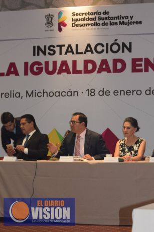 Pide CEDH sumar esfuerzos para consolidar una cultura de igualdad entre mujeres y hombres