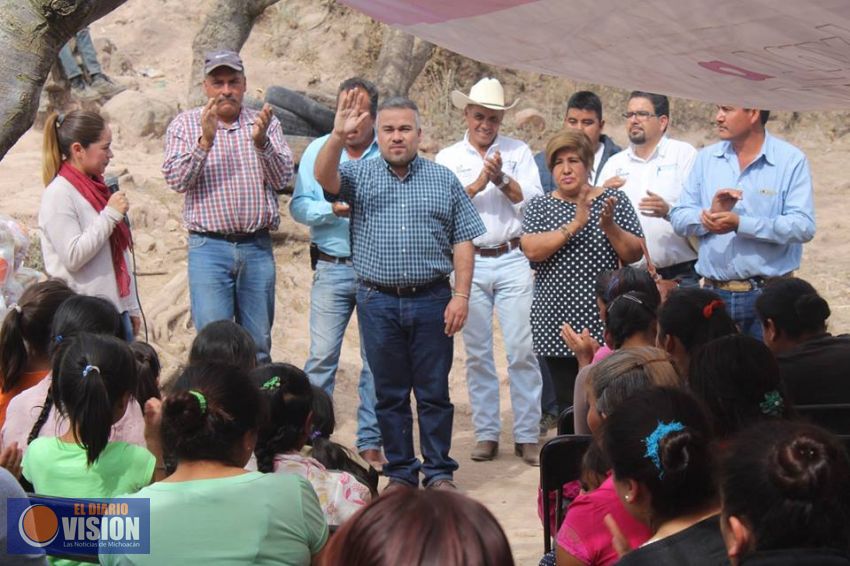 Entrega Gobierno Municipal apoyos del 