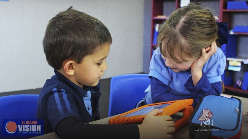 Distingue Apple a colegio pionero en tecnología educativa