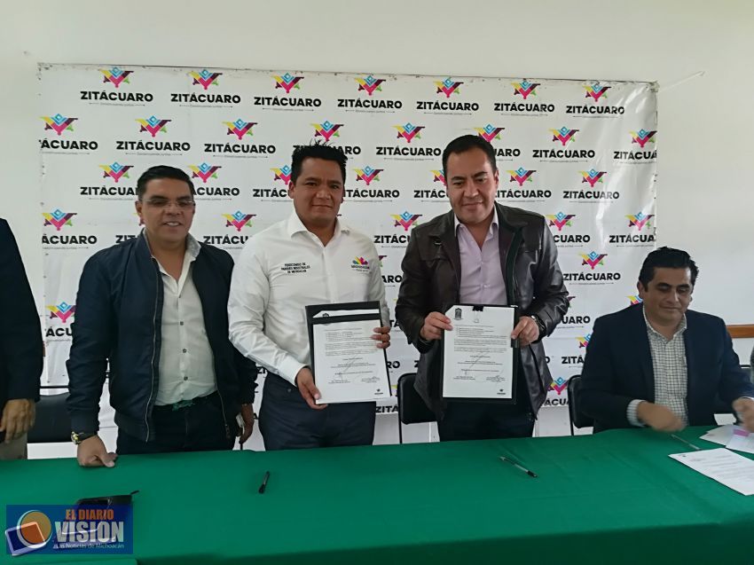 Firman autoridades acta de entrega recepción del Parque Industrial de Zitácuaro 