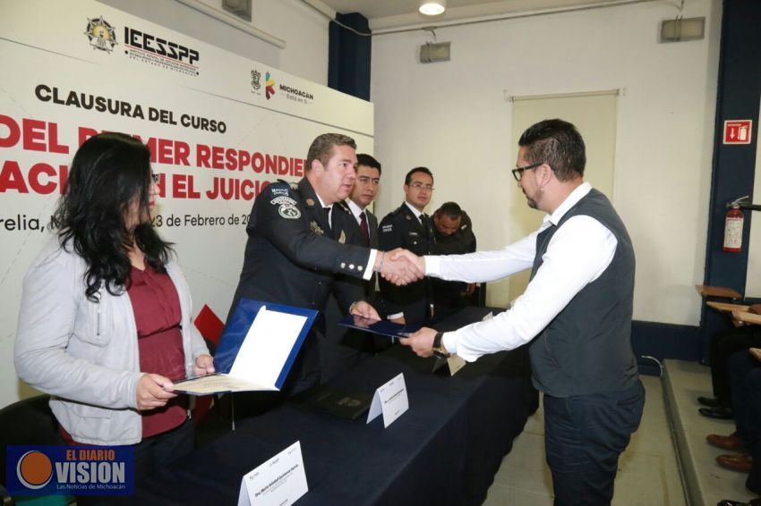 Concluye curso de primer respondiente para instructores del IEESSPP