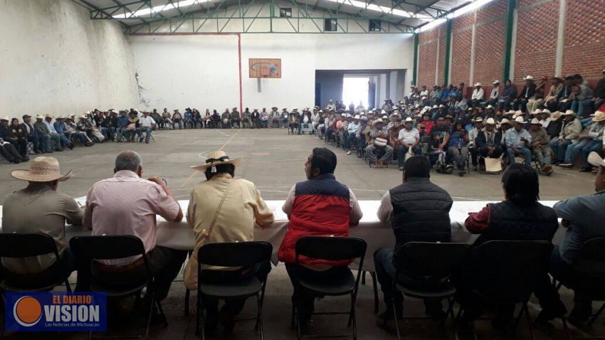 Realizaron en Erongarícuaro la Asamblea anual de la Asociación Ganadera Local
