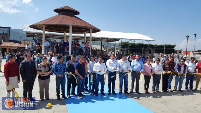 El Ayuntamiento de Nahuatzen inaugura obras en Sevina