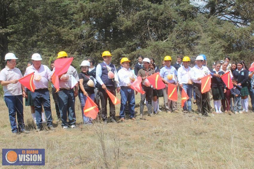 Inicia construcción de la primera etapa del plantel de Telebachillerato en Nahuatzen
