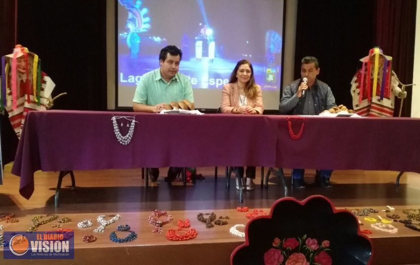 Moisés Chávez entrega aves de corral a 170 beneficiarios en Lagunillas