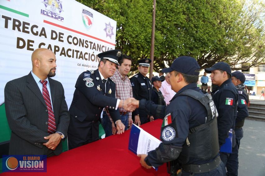 Entrega IEESSPP constancias de capacitación a policía de Cd. Hidalgo