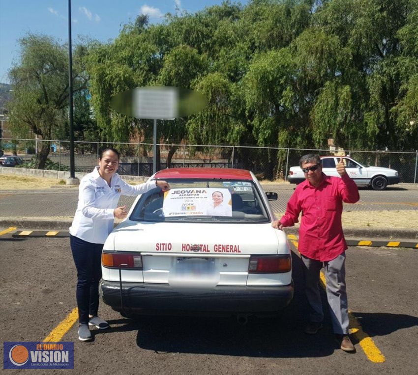 Transportistas manifiestan respaldo a Jeovana Alcántar