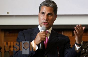 Del turismo al Gobierno del D.F: Rojas Díaz Durán