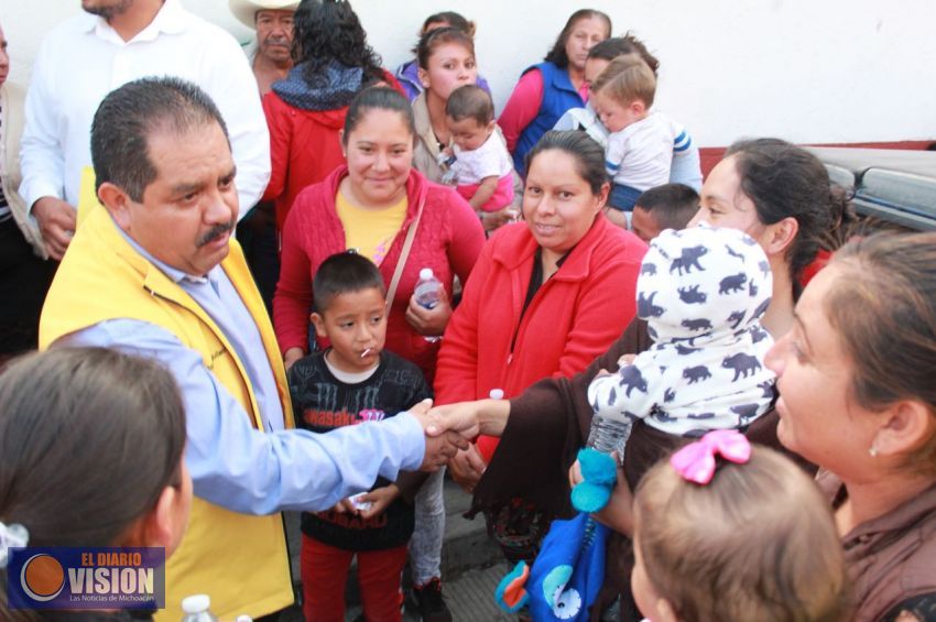 Lupillo Aguilera compromete etiquetar recursos para Lagunillas