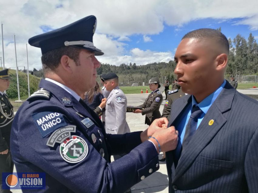 Se gradúan instructores del IEESSPP en Ecuador