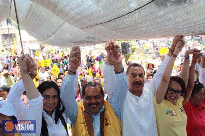 Ciudadanos del Distrito de XI de Pátzcuaro   respaldan a Lupillo Aguilera