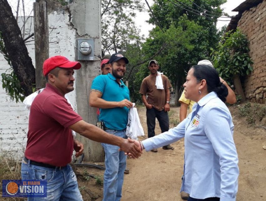 Comunidades de Hidalgo manifiestan respaldo a Jeovana Alcántar