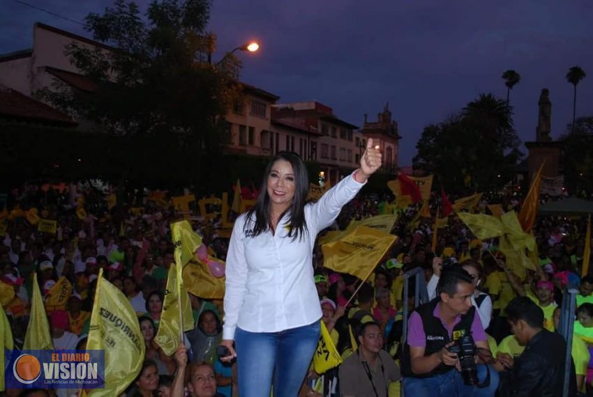 Paty Silva, mujer emprendedora, decidida y valiente, al servicio de los uruapenses