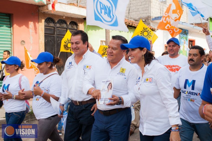 Trabajaremos por el desarrollo productivo de Lagunillas: Macarena Chávez