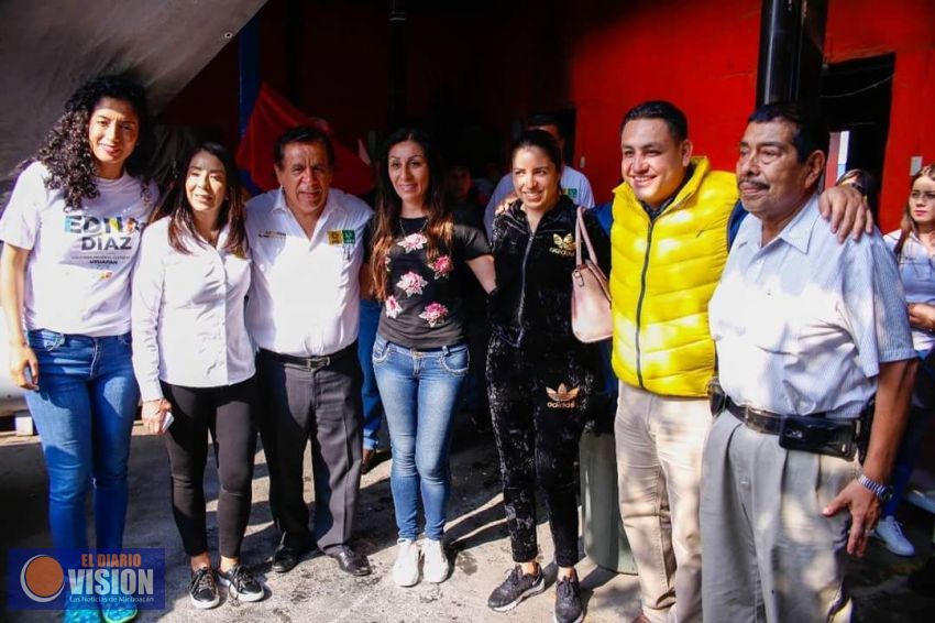 Reactivar economía y generar empleos, compromiso de Jesús Flores Paz