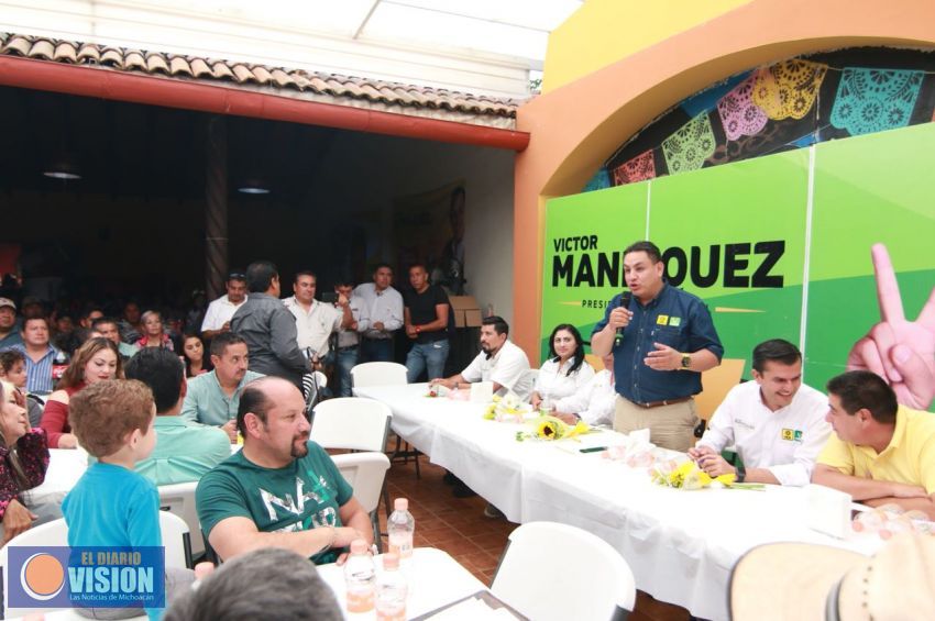 Más y mejores programas sociales a colonias populares, compromete Víctor Manríquez