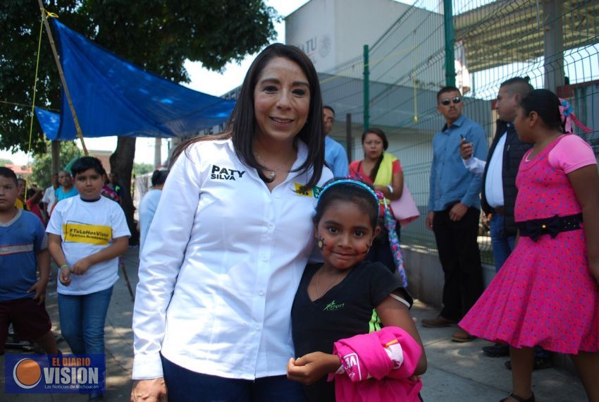Impulsaré el desarrollo integral de las mujeres: Paty Silva