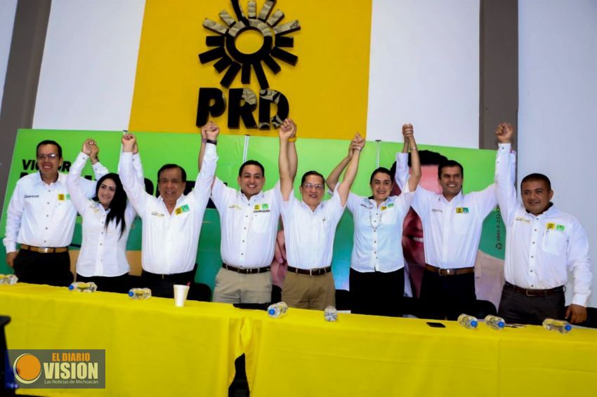 Agustín Aguilar Gutiérrez, panista de Uruapan se adhiere a la campaña de Víctor Manríquez