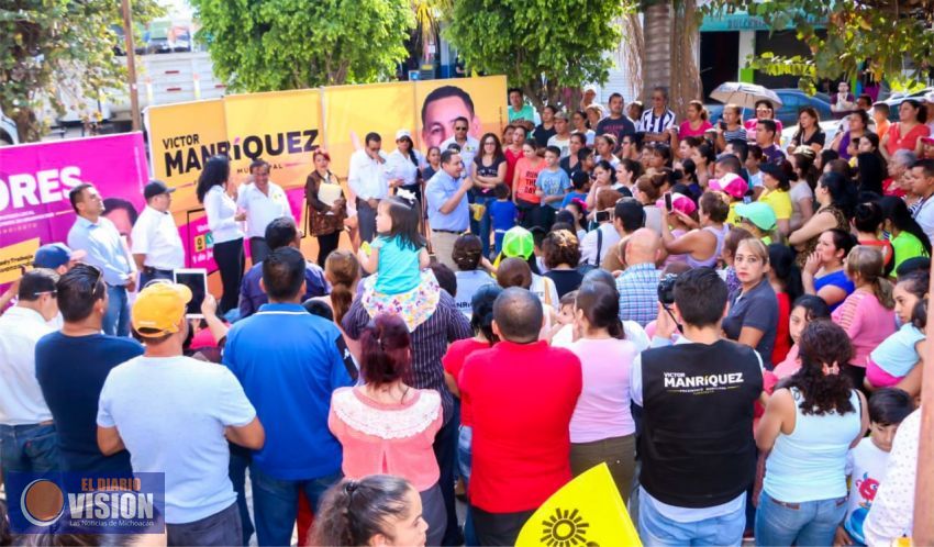 Colonos de Quirindavara, agradecen a Víctor Manríquez, por obras realizadas