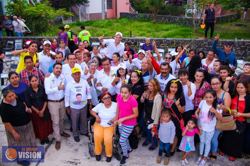 Le educación es una de las herramientas más poderosas de integración y cohesión social: Flores Paz