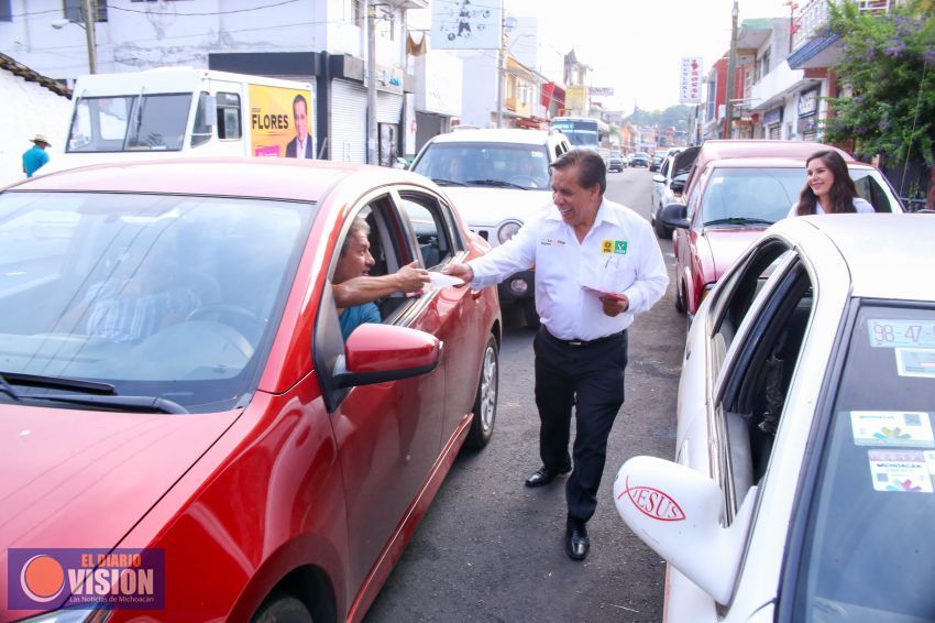 Jesús Flores Paz continúa recorriendo el Distrito XX Uruapan Sur