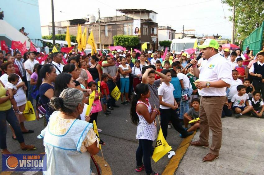 Colonias del Oriente, están de acuerdo con la continuidad de Manríquez 