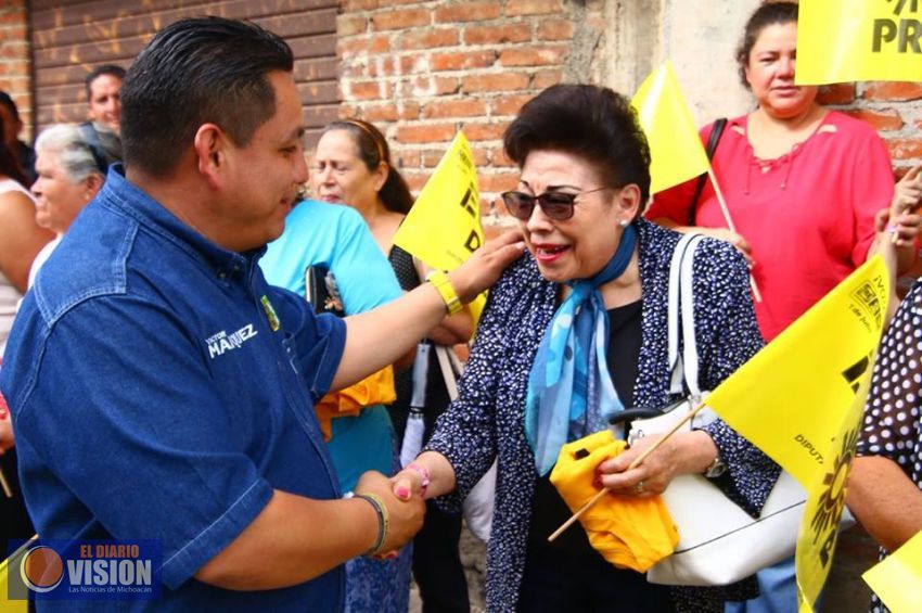 Queremos que Víctor Manríquez, siga para que haga más obras: vecinos de Sol Azteca