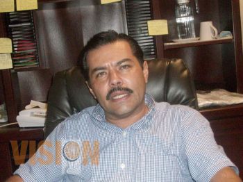 El próximo viernes se registra como aspirante a Diputado, Manuel Alcalá