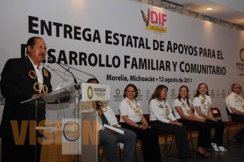 Pico de gallo, la columna de la política michoacana  