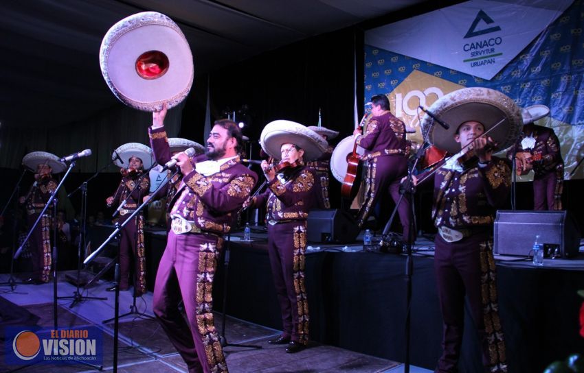 Con éxito se llevó a cabo el 14º Festival del Mariachi en Uruapan  