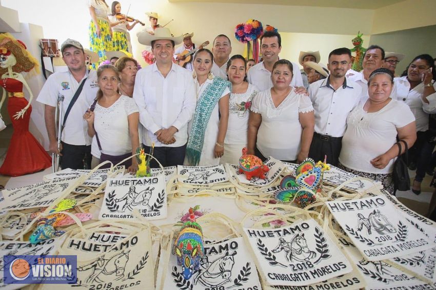 Inauguran Casa de la Cultura en Huetamo; gestión de Toño García 