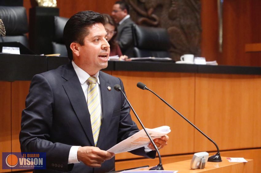 Toño García pide no prohibir calentadores solares de baja presión y de tubos