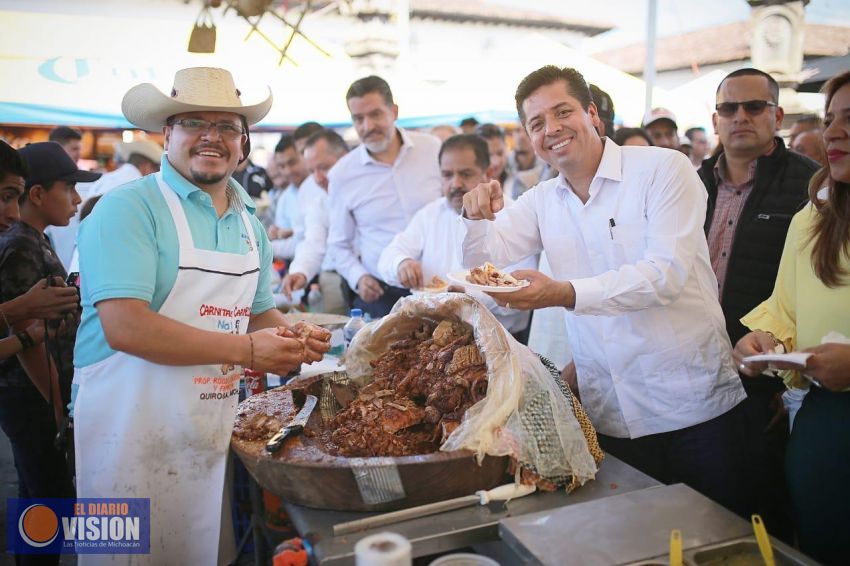 Acudió Toño García a la Sexta Feria Michoacana de las Carnitas 