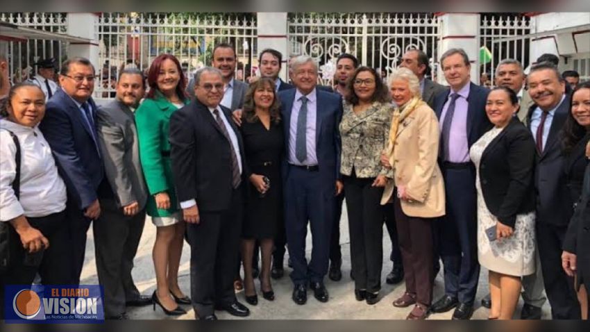 El dirigente nacional del SNTE se reúne con el presidente electo