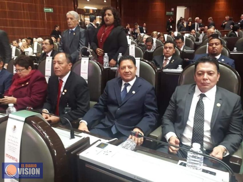 Diputado Federal, Feliciano Flores Anguiano, asiste a Toma de Protesta, AMLO