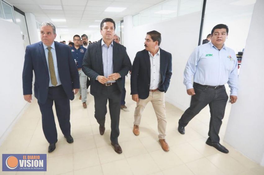 Compromete Toño García impulsar proyectos productivos de estudiantes del Tec del Oriente 