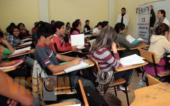 Fomentan en jóvenes valores cívicos y la cultura democrática