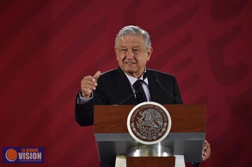 El Presidente López Obrador, ordena ayudar a damnificados por estallamiento de ducto